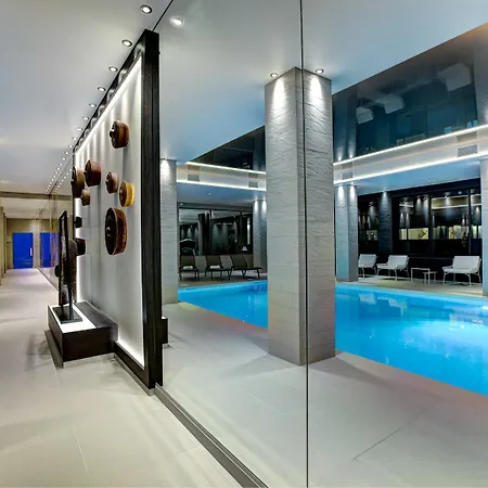 Western Hôtel&spa De Hotel 4*