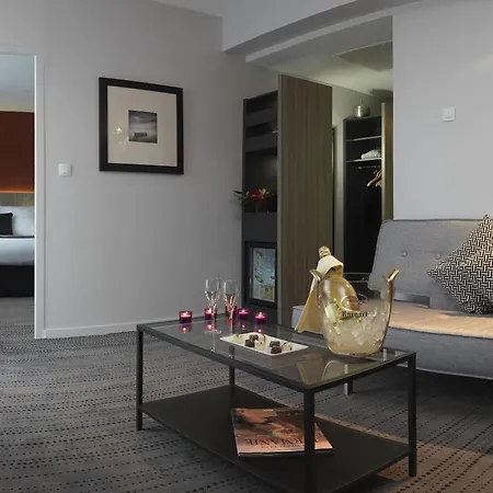 Western Hôtel&spa De Hotel 4*