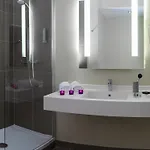 Western & De Hotel 4*