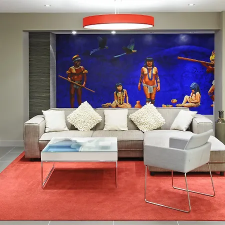 Western & De 4* Chassieu