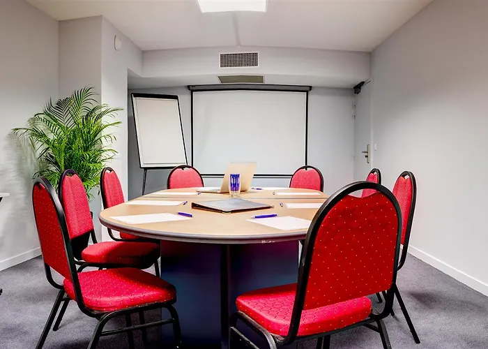 Western & De Chassieu