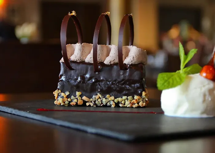 Western & De Chassieu